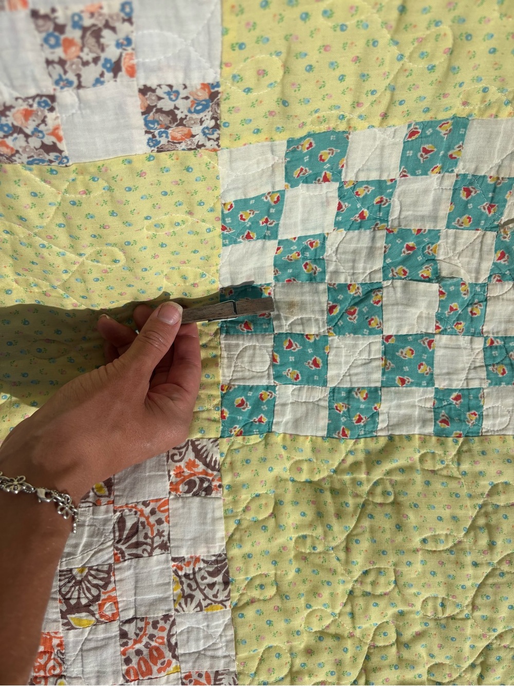 Handmade Yellow Patchwork Prairie Point Quilt - Picture 5 of 9